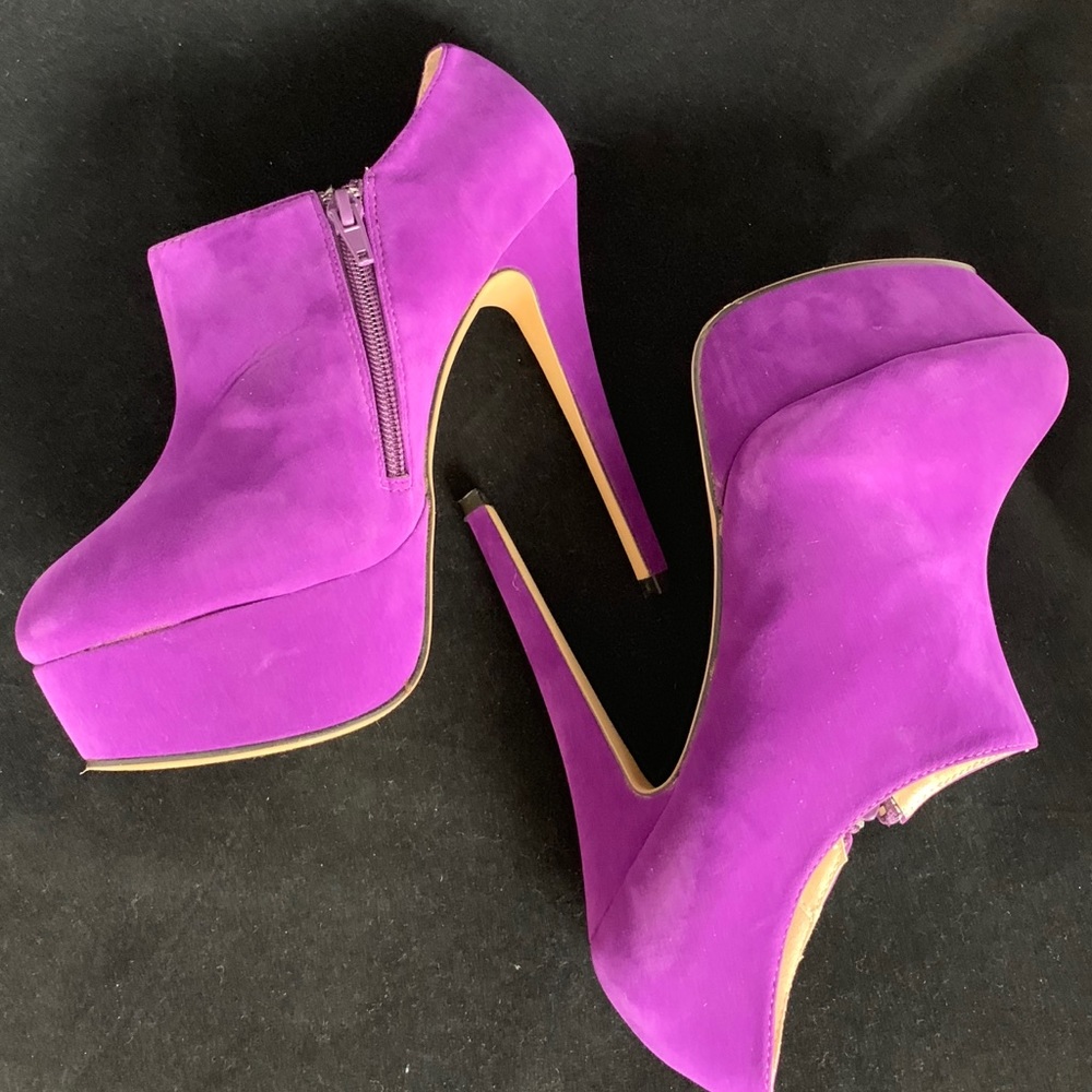 NEW purple faux suede platform spiked heel booties - Picture 2 of 6